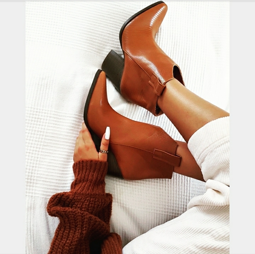 Brown Chestnut Pointy Toe Heeled Booties